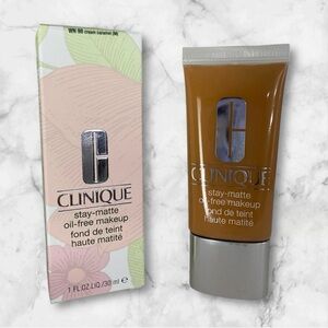 👑 Clinique Stay-Matte Oil-Free Foundation| WN98 Cream Caramel